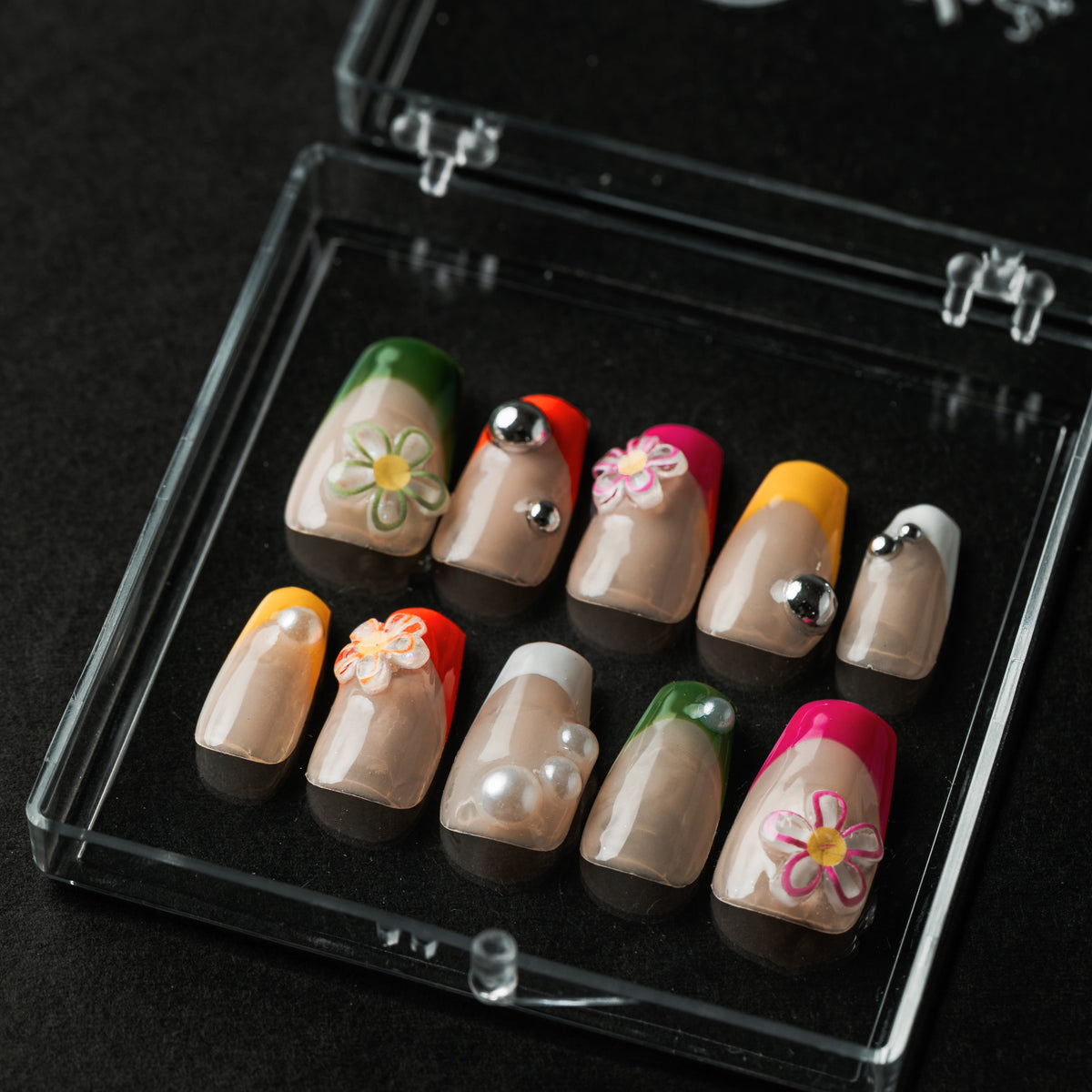 カラフルフレンチ×クリアフラワー