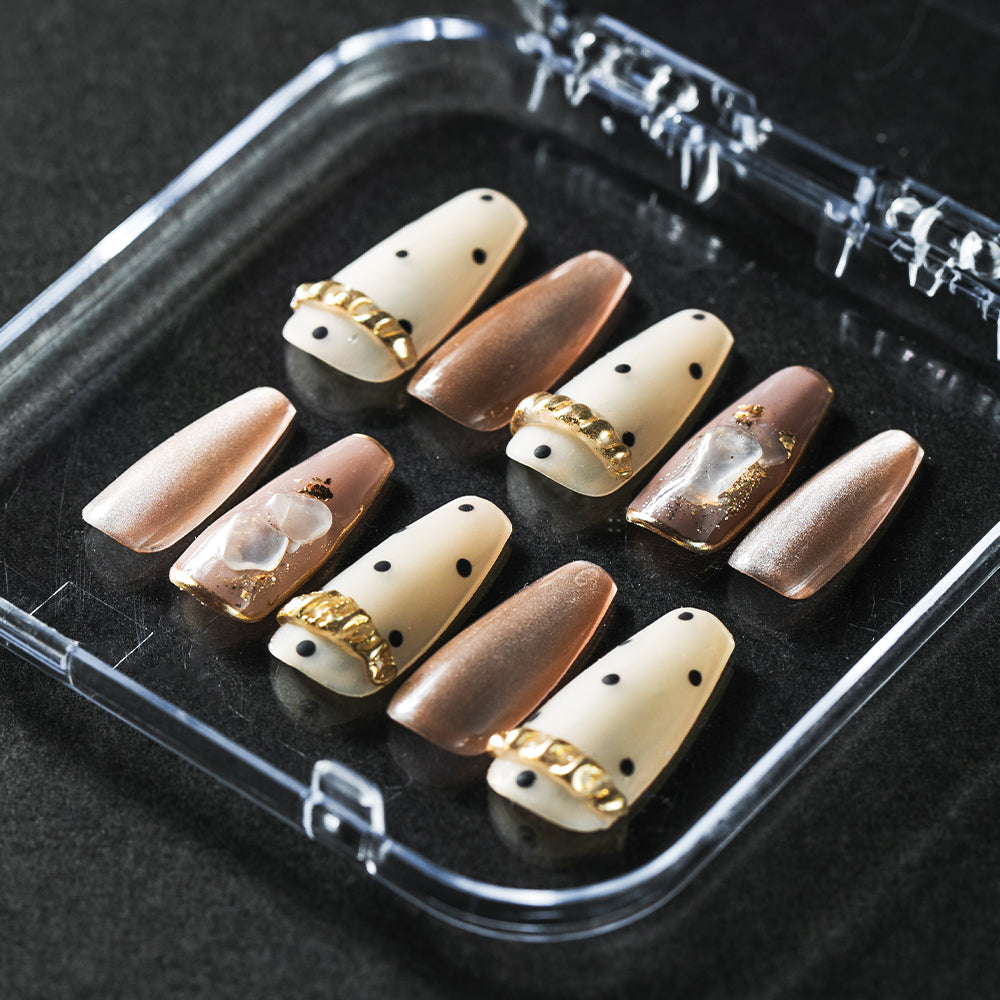 アクセサリーデザイン(オーダーネイルチップ)