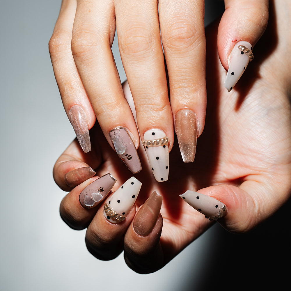 アクセサリーデザイン(オーダーネイルチップ)