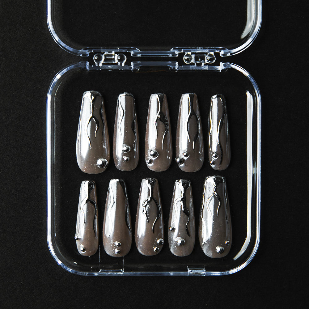 バレリーナ・海外風シルバー(オーダーネイルチップ)