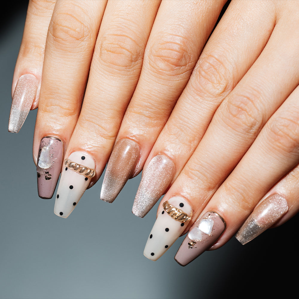 アクセサリーデザイン（オーダーネイルチップ）