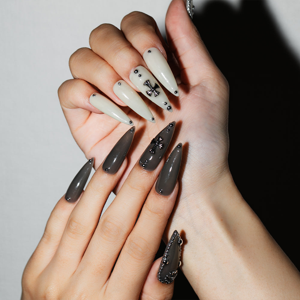 Stiletto Chrome Cross (Custom Nail Tips)