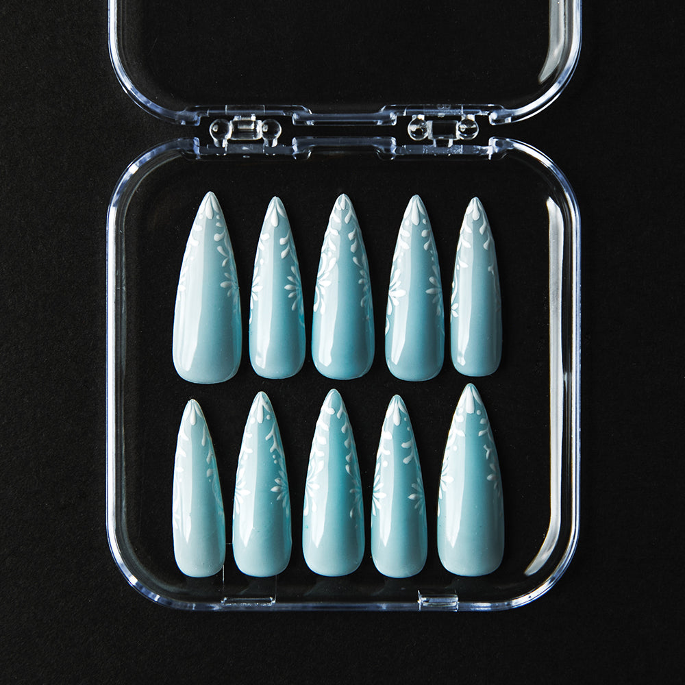 アイスブルー・フローラル（オーダーネイルチップ）